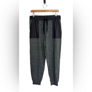 Lou & Grey Form Marled Gray Sweatpants with Tapered Fit